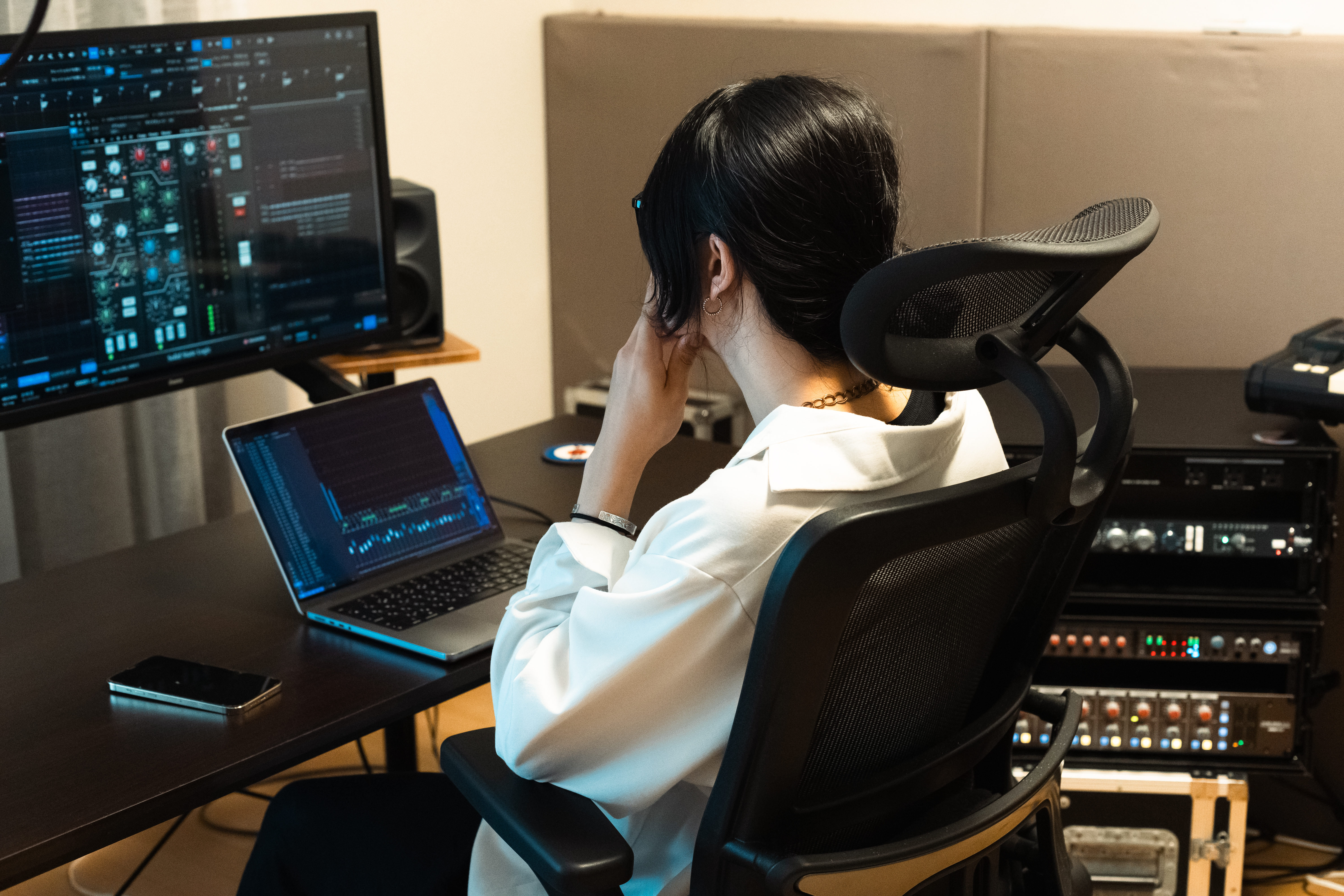Studio Image 07